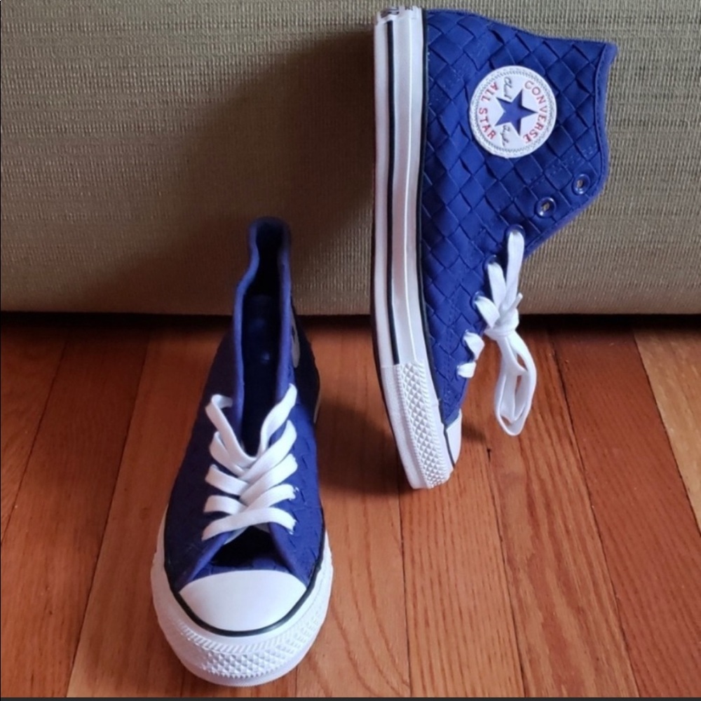 Blue converse